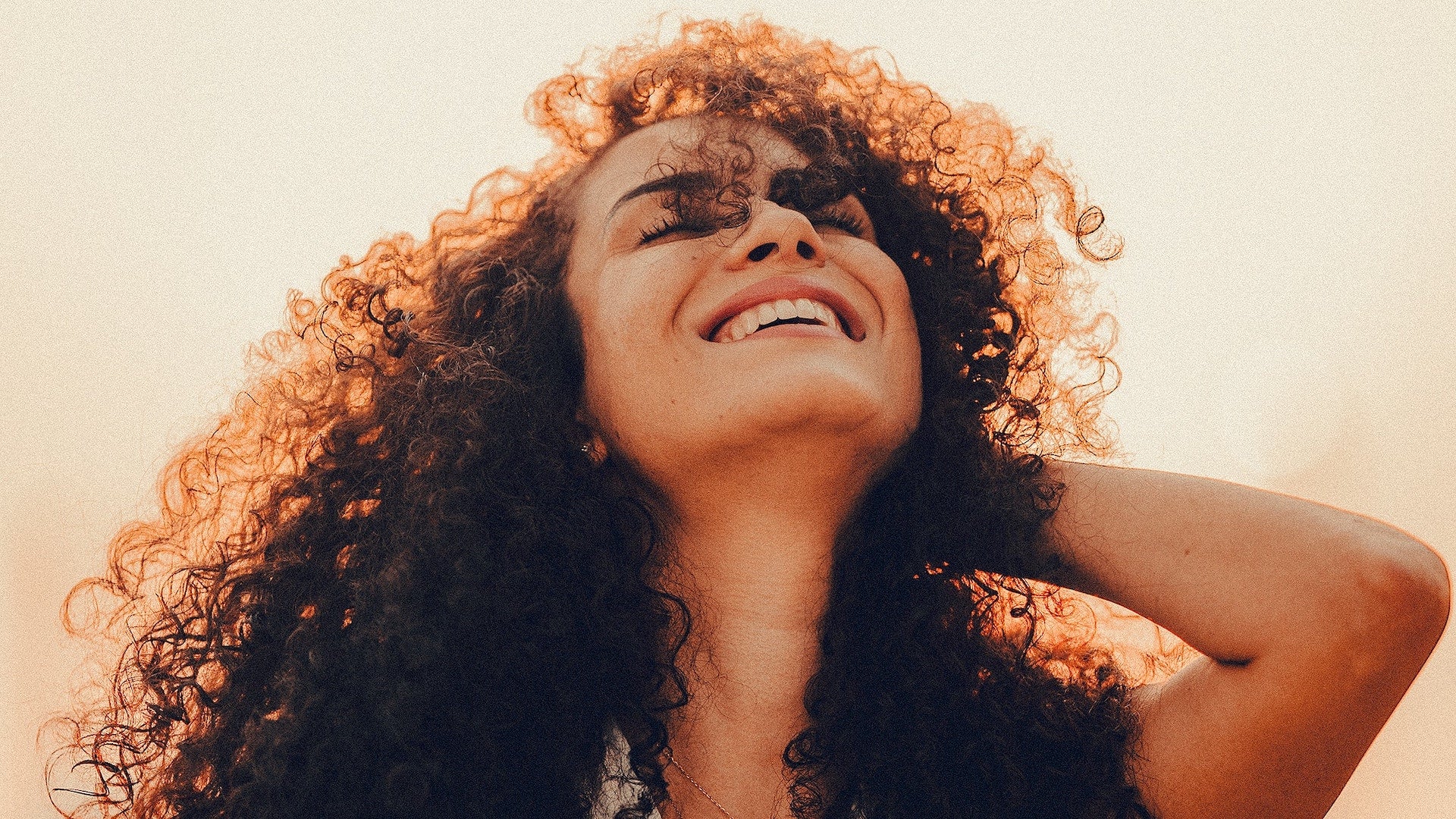 How to start your curly hair journey and not give up in a week